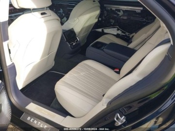 Bentley 2023 Bentley Inny Flying Spur Azure, 2023r., 4x4, 4.0L 4.0 Benzyna 542KM, zdjęcie 9