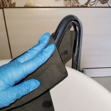 Салфетка из микрофибры DeWitte PU 320GSM серая для чистки, протирания и сушки.