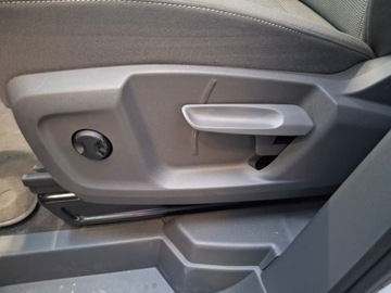 Volkswagen Multivan T7 Van L1 2.0 TDI 150KM 2025 Volkswagen Multivan 2.0 TDI 150 KM DSG DEMO DEALER, zdjęcie 23