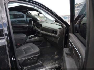 Chevrolet Suburban GMT900 2025 Chevrolet Suburban Z71 6.2 polift 6.2 Benzyna 420KM, zdjęcie 8