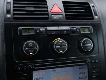 Volkswagen Touran I 2.0 TDI 140KM 2006 VW Touran 2.0 TDI, DSG, Klima, Klimatronic, zdjęcie 11