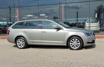 Skoda Octavia III Kombi Facelifting 1.5 TSI ACT 150KM 2018 SKODA OCTAVIA III Combi (5E5) 1.5 TSI 150 KM, zdjęcie 10