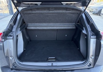 Peugeot 2008 II SUV 1.2 PureTech 130KM 2023 Peugeot 2008 II (2019-) 1.2 Benzyna 130KM, zdjęcie 2