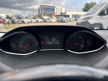 Peugeot 308 II SW Facelifting 1.5 BlueHDI 130KM 2018 Peugeot 308 SW 1.5 BlueHDi Active S&amp;S T9 (2014-), zdjęcie 12