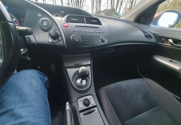 Honda Civic VIII Hatchback 3d 1.4 i-VTEC 100KM 2011 Honda Civic Honda Civic 1.4 Comfort 1.3 Benzyna 100KM, zdjęcie 16