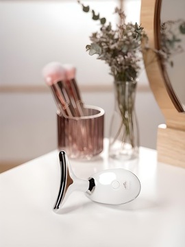 ETA Fenite 435390000 аккумуляторный массажер для лица и шеи