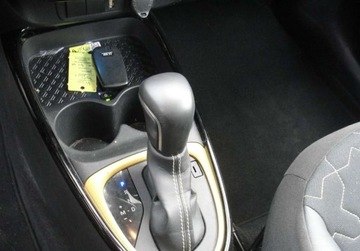 Toyota Aygo X 1.1 VVT-i 72KM 2023 Toyota Aygo X Unikatowa Wersja z Otwieranym Dachem w Automacie Benzyna 72KM, zdjęcie 15