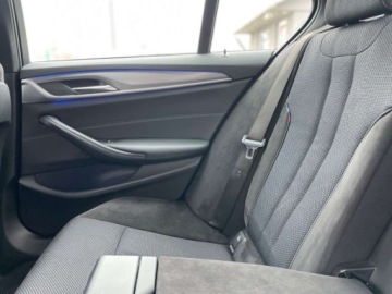 BMW Seria 5 G30-G31 Limuzyna 520d 190KM 2020 BMW Seria 5 520d x-Drive M-Sport Salon Polska Bezwypadkowy 2.0 Diesel, zdjęcie 25