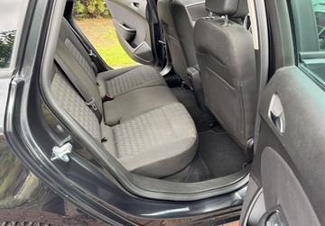 Opel Astra J Sports Tourer Facelifting 1.4 Turbo ECOTEC 140KM 2013 Opel Astra 1,4 TURBO 140KM Climatronic Xenon LED Navi Bezwypadkowy Serwis, zdjęcie 23