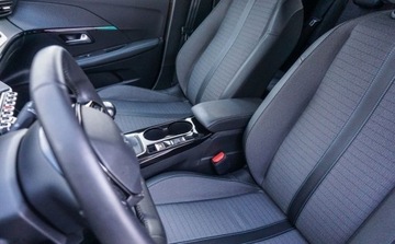 Peugeot 208 II Hatchback 1.2 PureTech 102KM 2023 Peugeot 208 208 Allure 1,2 100 KM 1.2 Benzyna 101KM, zdjęcie 9