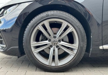 Volkswagen Arteon Fastback Facelifting 2.0 TDI 200KM 2022 Volkswagen Arteon Shooting Brake R-Line, FV 23, GPS, ACC, Keyless, Ambient, zdjęcie 38