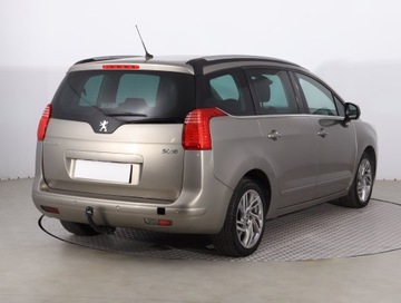 Peugeot 5008 I Minivan 2.0 HDi FAP 150KM 2011 Peugeot 5008 2.0 BlueHDi, 7 miejsc, Navi, Klima, zdjęcie 4