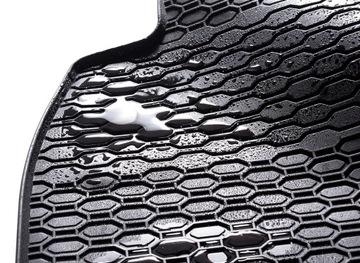 Коврики резиновые на заказ для VW Touran 2011 г.в.