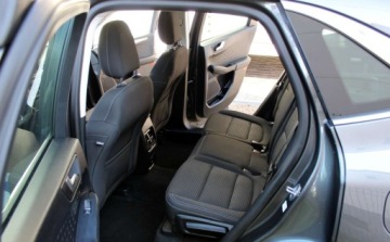 Ford Kuga III 2020 Ford Kuga 1.5 d Titanium Nawigacja 1 rok gwarancji 1.5 Diesel 120KM, zdjęcie 9