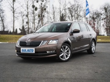 Skoda Octavia III Liftback Facelifting 1.5 TSI ACT 150KM 2019 Skoda Octavia 1.5 TSI, Salon Polska, Serwis ASO