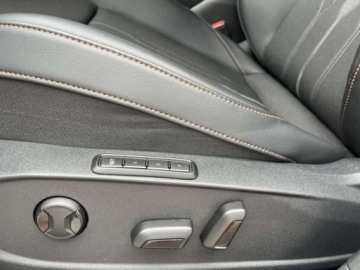 Cupra Formentor Crossover 2.0 TDI 150KM 2023 Cupra Formentor 4DRIVEACCDSGPodgrzewane FoteleKameraDCCASONiski PrzebiegFV, zdjęcie 3