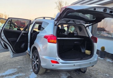 Toyota RAV4 IV MPV Valvematic 150 152KM 2015 Toyota RAV4 2,0 152km Benzyna 4x4 Automat 2.0 Benzyna 152KM, zdjęcie 38