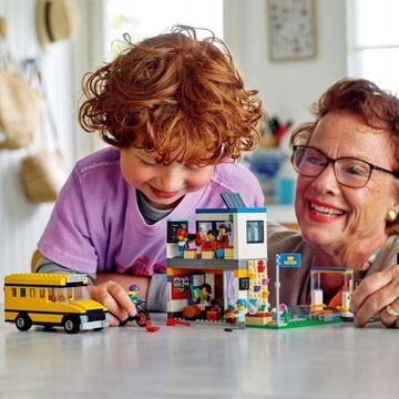 LEGO CITY 60329 DZIEŃ W SZKOLE