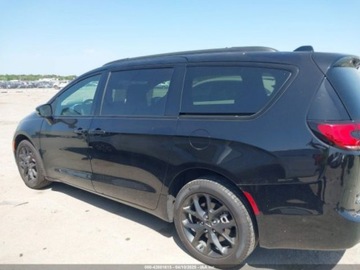 Chrysler Pacifica II 2024 Chrysler Pacifica Touring L 2024 3.6l 3.6 Benzyna 287KM, zdjęcie 2