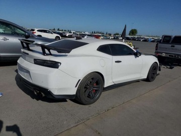 Chevrolet Camaro VI 2018 Chevrolet Camaro 2018 CHEVROLET CAMARO ZL1 6.2 Benzyna 650KM, zdjęcie 3