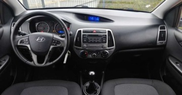 Hyundai i20 I Hatchback 5d Facelifting 1.2 DOHC 85KM 2014 Hyundai i20 Hyundai i20 1.25 Style 1.2 Benzyna 85KM, zdjęcie 6