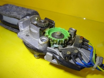 MOTOREK STŘEŠNÍHO OKNA HYUNDAI SANTA FE NR21