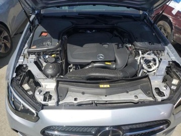 Mercedes Klasa E W213 2021 Mercedes-Benz Klasa E 350, 2021r., 2.0L, zdjęcie 10