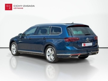 Volkswagen Passat B8 Variant Facelifting 2.0 TDI SCR 200KM 2023 Volkswagen Passat 2.0TDI 200KM Elegance DSG SerwisASO Acc Navi Matrix Virt, zdjęcie 2