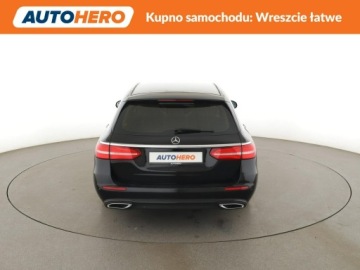 Mercedes Klasa E W213 2019 Mercedes E 200 automat jasne skóry full LED duże, zdjęcie 5