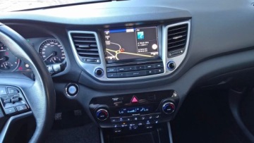 Hyundai Tucson III SUV 1.6 GDI 132KM 2016 HYUNDAI TUCSON 1.6GDI Benzyna *KAMERA* Nawigacja*Opłacony* GWARANCJA, zdjęcie 31