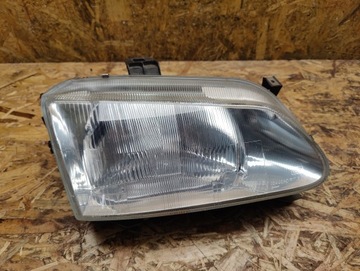 REFLEKTOR LAMPA PRZEDNIA PRAWA RENAULT MEGANE I