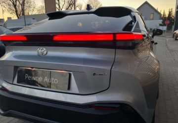 Toyota C-HR II SUV 1.8 Hybrid 140KM 2025 Toyota C-HR Toyota C-HR 1.8 Hybrid Executive 1.8 Hybryda 140KM, zdjęcie 6