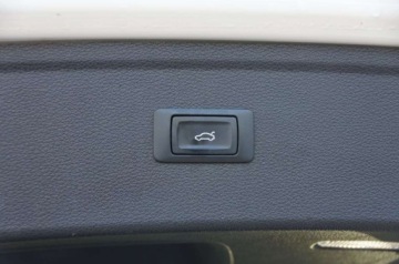 Audi Q5 II SUV 2.0 TDI 190KM 2017 Audi Q5 2.0 TDI CR 190 KM 4x4, Virtual, Navi, Kamera, Full LED, Hak, GWARA, zdjęcie 37