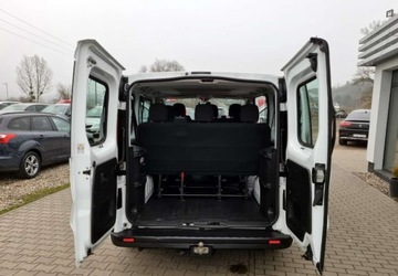 Opel Vivaro B Kombi Extra Long H1 2,9t 1.6 BiTurbo 125KM 2017 Opel Vivaro 1,6 Diesel 125km 6-Biegow Klima Serwis 9-osob 1.6 Diesel, zdjęcie 30