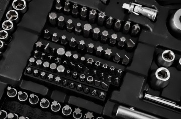 Набор пикообразных ключей NEO 220 эл. + набор бит 40 эл. IMBUS TORX SPLINE