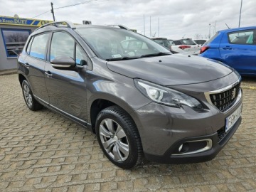 Peugeot 2008 I SUV Facelifting 1.2 PureTech 110KM 2018 Peugeot 2008 1,2benzyna 110KM salon polska navi, zdjęcie 1