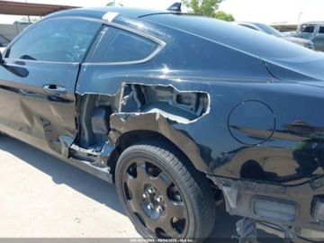 Ford Mustang VI Fastback Facelifting 5.0 Ti-VCT 450KM 2022 Ford Mustang Gt fastback 5.0 Benzyna 450KM, zdjęcie 10