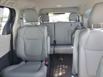 Toyota Sienna III 2023 Toyota Sienna XLE 2023 2.5l 2.5 Hybryda 245KM, zdjęcie 10