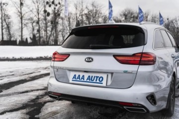 Kia Ceed III Kombi Plug-In Hybrid 1.6 GDi Plug-in Hybrid 141KM 2021 Kia Ceed 1.6 GDI plug-in, Salon Polska, zdjęcie 10