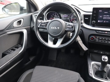 Kia Ceed III Kombi 1.5 T-GDI 160KM 2021 Kia Ceed 1.5 T-GDI MHEV, Salon Polska, zdjęcie 6