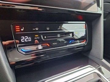 Volkswagen Arteon Fastback Facelifting 2.0 TDI 200KM 2022 Volkswagen Arteon serwis ASO 2.0TDI 200KM pakiety AppConnect kamera grz.sz, zdjęcie 33