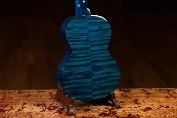 ORTEGA Timber Series Guitarlele 6 струн - синий