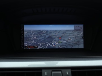 BMW Seria 5 E60 Touring 520 i 170KM 2009 BMW 5 520i, Skóra, Navi, Xenon, Bi-Xenon, Klima, zdjęcie 12