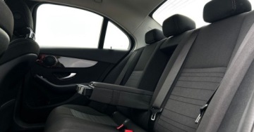 Mercedes Klasa C W205 Limuzyna Facelifting 1.6 C160 129KM 2019 Mercedes-Benz Klasa C SalonPL 9G Nawigacja Kamera LED Alufegi Czujniki Par, zdjęcie 17