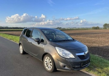 Opel Meriva II Mikrovan 1.4 Turbo ECOTEC 140KM 2013 Opel Meriva Opel Meriva B 1.4 T automat 1.4 Benzyna 140KM, zdjęcie 1