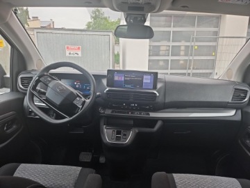 Toyota Proace II Furgon Medium 2.0 D-4D 177KM 2024 Toyota PROACE VERSO 2.0 D4-D Long Family, zdjęcie 13