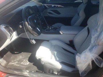 BMW 2020 BMW M8 2020, 4.4L, 4x4, od ubezpieczalni 4.4 Benzyna 600KM, zdjęcie 7
