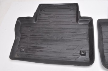 КОВРИКИ VOLVO S60 II 31365555 31365556 ЗАДНИЙ КОМПЛЕКТ