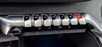 Peugeot 3008 II Crossover 1.5 BlueHDI 130KM 2019 Peugeot 3008 Super Stan 1.5 BlueHDi 130 Crossway, zdjęcie 20