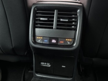 Skoda Octavia IV Kombi 2.0 TDI SCR 200KM 2022 Skoda Octavia 2.0TDI 200KM 4X4 RS DSG l Canton, H, zdjęcie 30